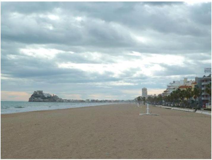 The Beach Across The Street Peñíscola Εξωτερικό φωτογραφία