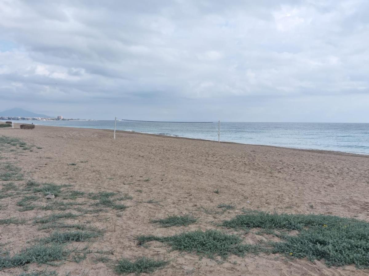 The Beach Across The Street Peñíscola Εξωτερικό φωτογραφία